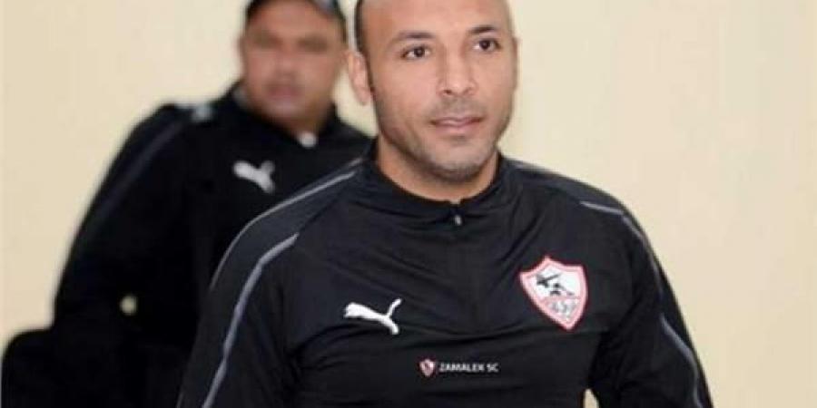 أيمن
عبد
العزيز
يمنح
لاعبي
الزمالك
تعليمات
خاصة
في
مران
اليوم - بلس 48