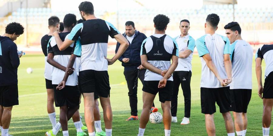 لتعويض
غياب
الدوليين|
تصعيد
5
ناشئين
فى
تدريبات
الزمالك - بلس 48