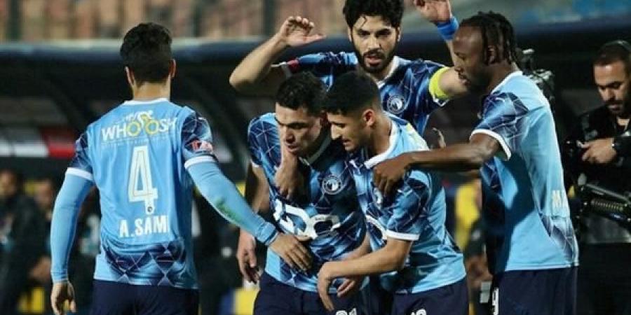 موعد
مباراتى
بيراميدز
والجيش
المغربى
فى
ربع
نهائى
دورى
الأبطال - بلس 48